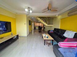 Blk 327 Jurong East Street 31 (Jurong East), HDB Executive #514779181
